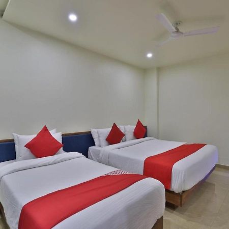 Dwārka Hotel Kuber מראה חיצוני תמונה