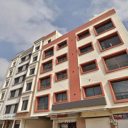 Dwārka Hotel Kuber מראה חיצוני תמונה