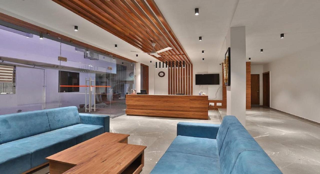 Dwārka Hotel Kuber מראה חיצוני תמונה